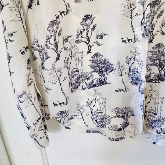 H&M Women’s Size 6 Button Down Collared Blouse Top White Black Toile Classic - Picture 7 of 12